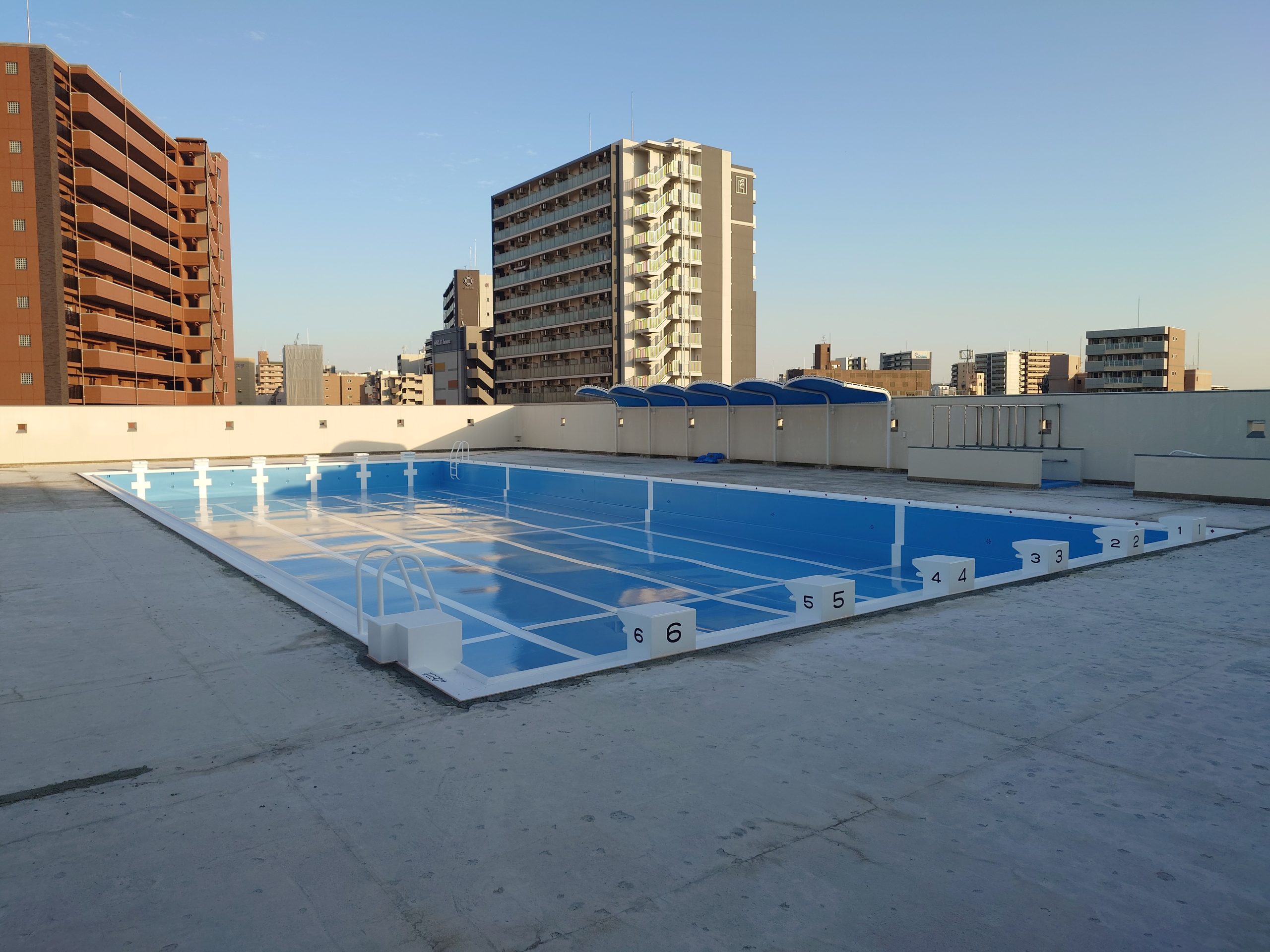 プールコートスペシャルAU